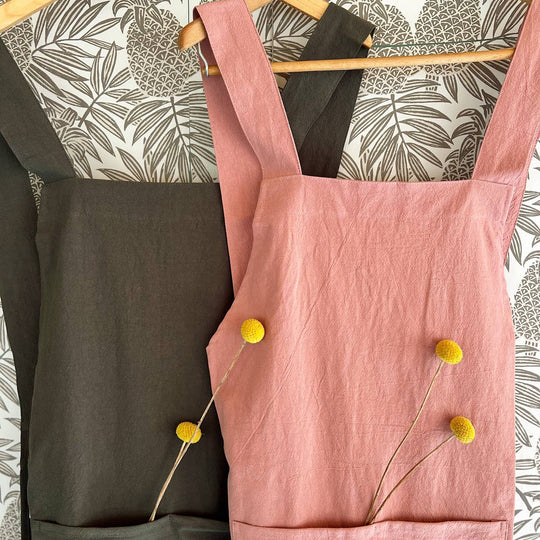 cotton cross back apron