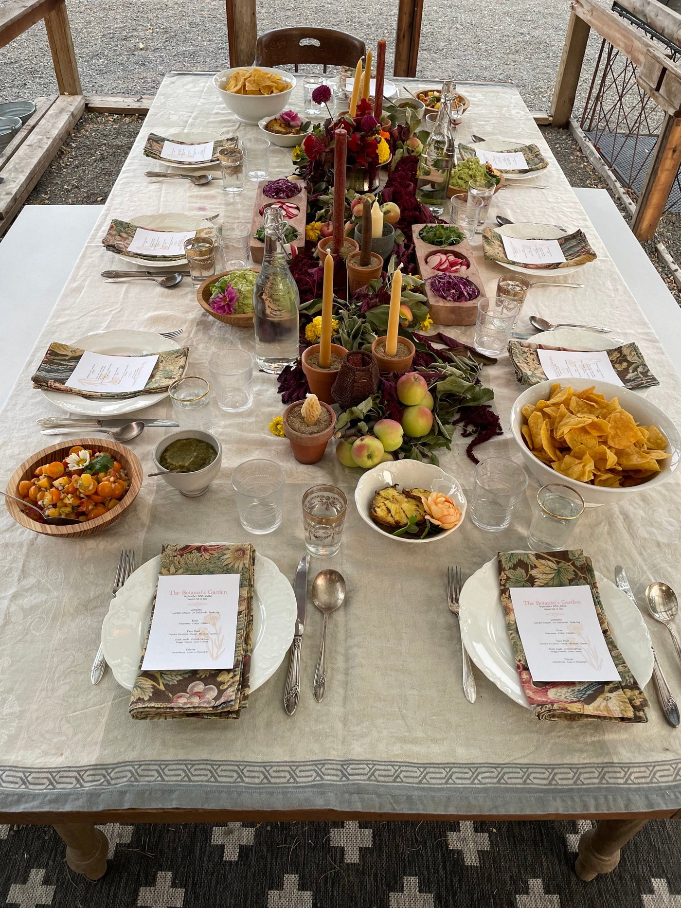 Taco dinner table setting